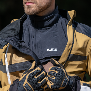 Cubrecuello LS2 - Ropamotorista.com - Distribuidor Oficial LS2 en España y Portugal